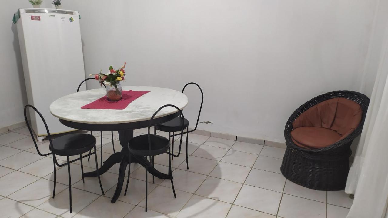 3 Kitnets Rio das Ostras